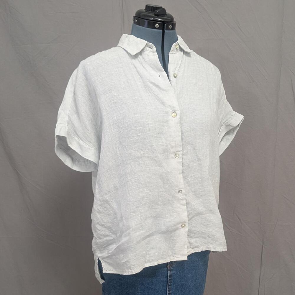 Rachel Roy 100% linen pale blue short‑sleeve button‑up shirt, size S